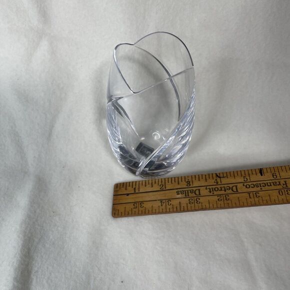 Mikasa Slovenia Finesse Vase Cut Crystal Clear Scalloped Rim Measures 5 1/2” - Picture 6 of 6